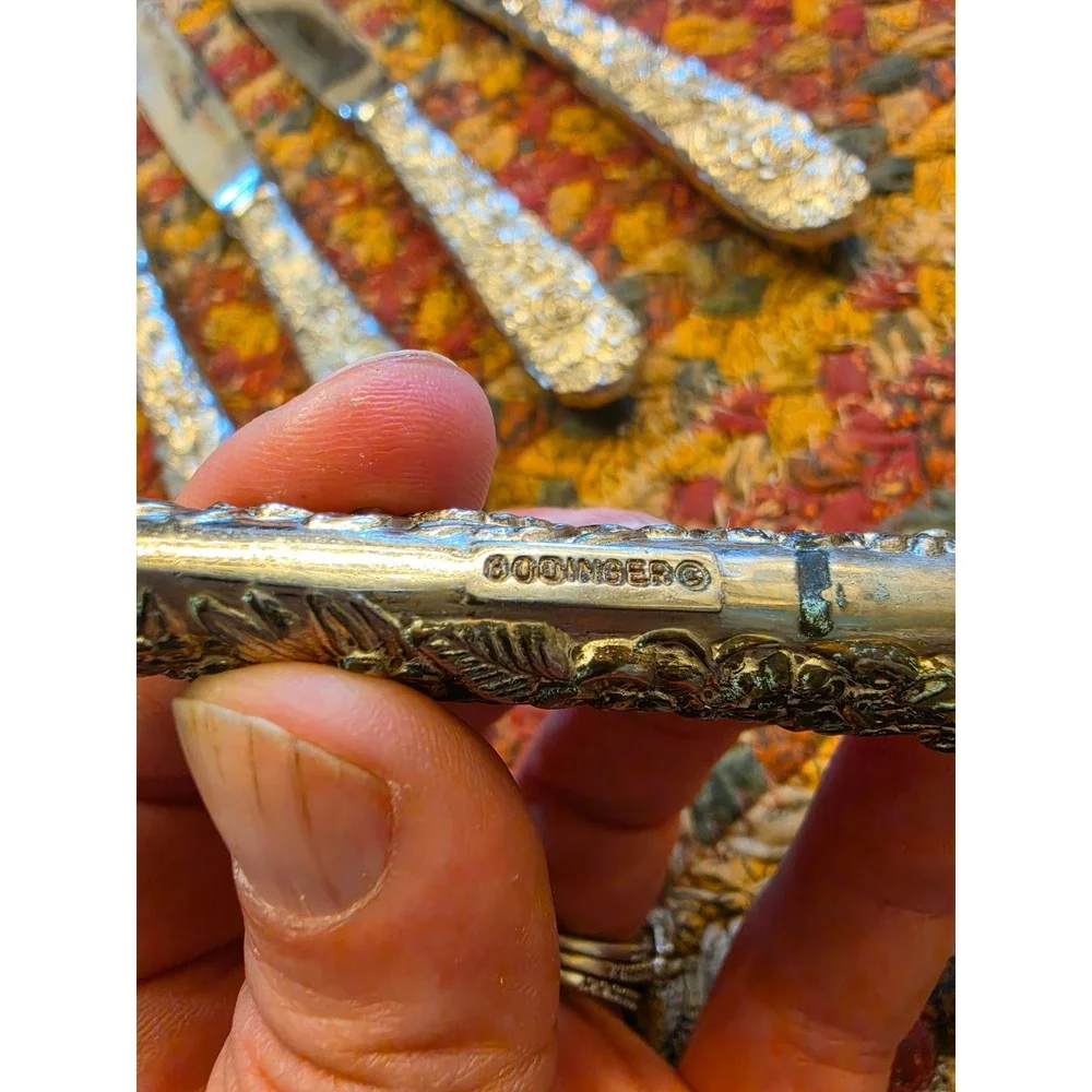 Godinger Silver Art Co Floral Repousse Dinner Knives Set of 6 Silver Plated Rose